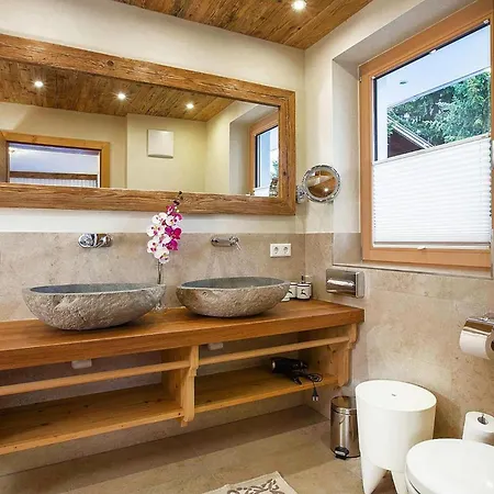 Chalet In Koenigsleiten With Mountain Views & Spa, Cleaning Included Chalet *