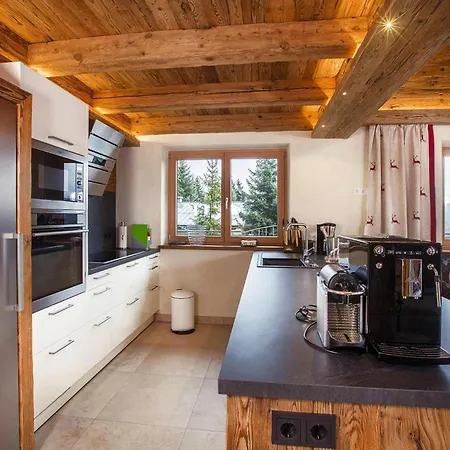 Chalet Chalet In Koenigsleiten With Mountain Views & Spa, Cleaning Included Konigsleiten