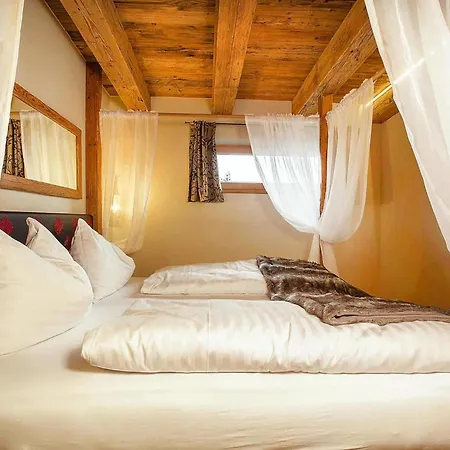 Edelweissalm, Koenigsleiten, Cleaning Included Chalet